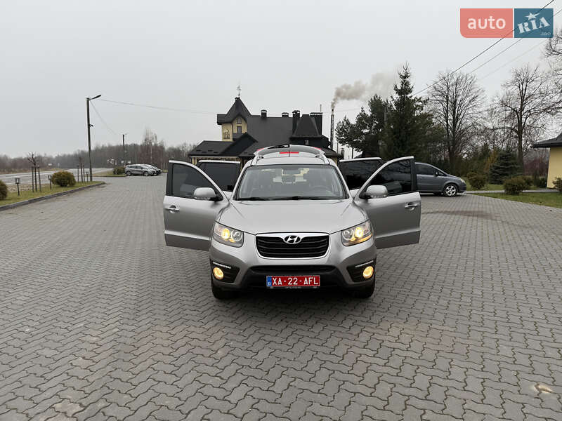 Внедорожник / Кроссовер Hyundai Santa FE 2011 в Коломые