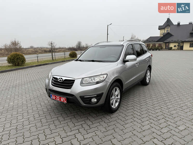 Внедорожник / Кроссовер Hyundai Santa FE 2011 в Коломые