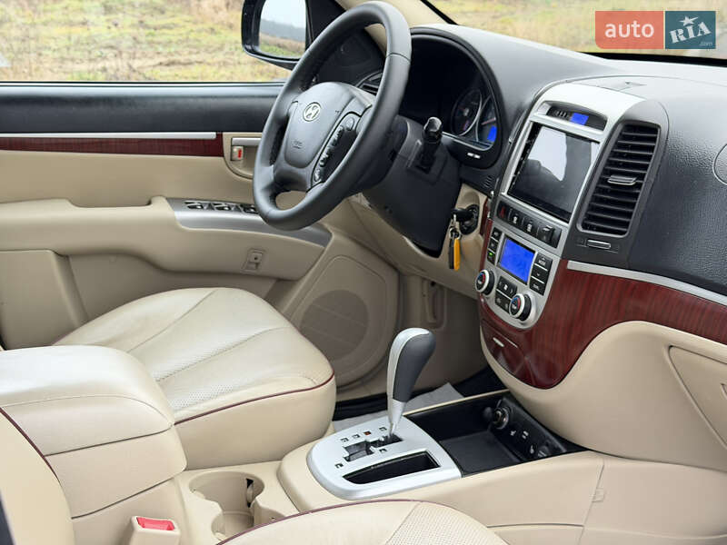 Внедорожник / Кроссовер Hyundai Santa FE 2006 в Виннице