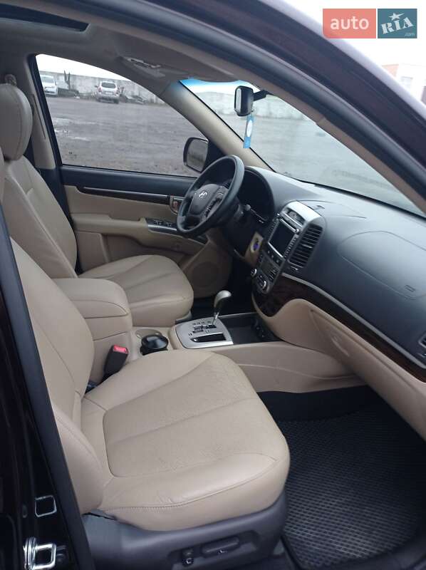 Внедорожник / Кроссовер Hyundai Santa FE 2011 в Виннице