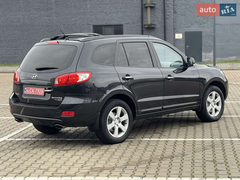 Внедорожник / Кроссовер Hyundai Santa FE 2009 в Ивано-Франковске