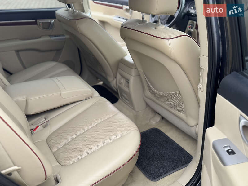 Внедорожник / Кроссовер Hyundai Santa FE 2009 в Ивано-Франковске