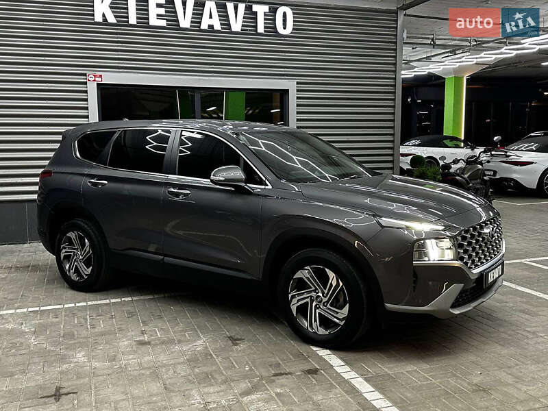 Внедорожник / Кроссовер Hyundai Santa FE 2020 в Киеве