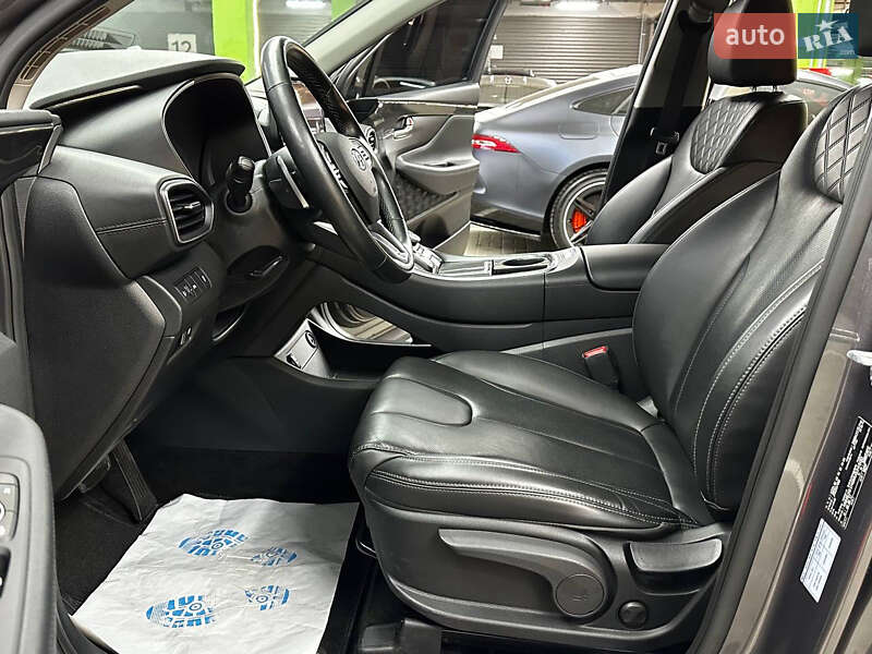 Внедорожник / Кроссовер Hyundai Santa FE 2020 в Киеве