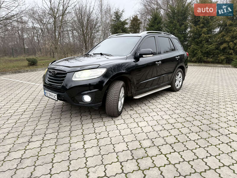 Позашляховик / Кросовер Hyundai Santa FE 2011 в Павлограді