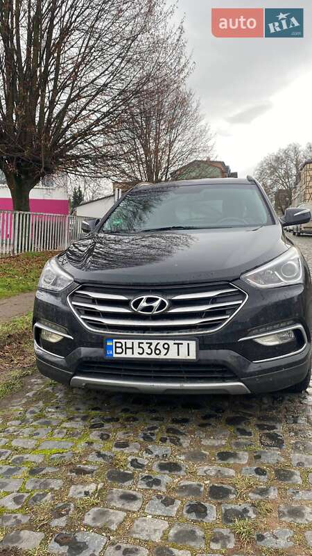 Внедорожник / Кроссовер Hyundai Santa FE 2017 в Одессе