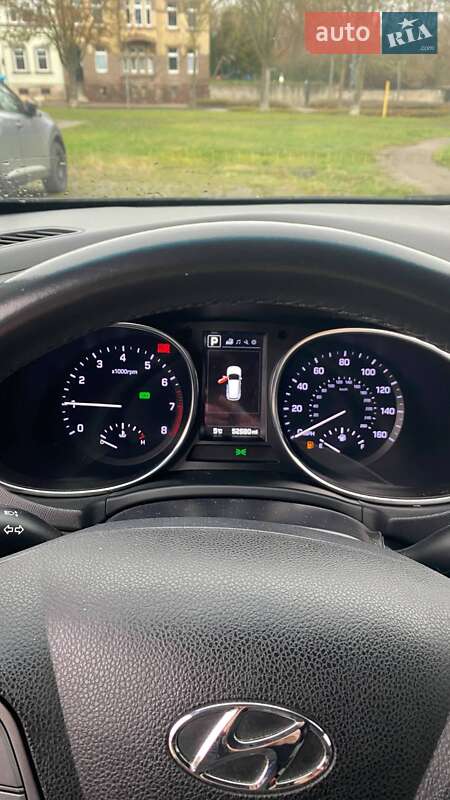 Внедорожник / Кроссовер Hyundai Santa FE 2017 в Одессе