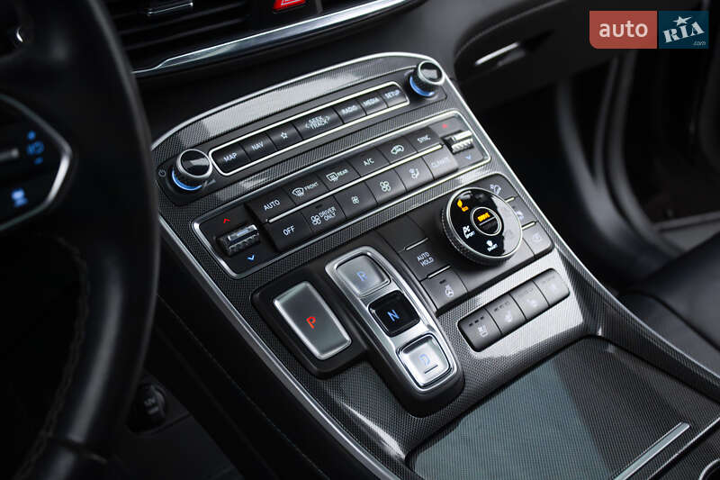 Внедорожник / Кроссовер Hyundai Santa FE 2023 в Киеве