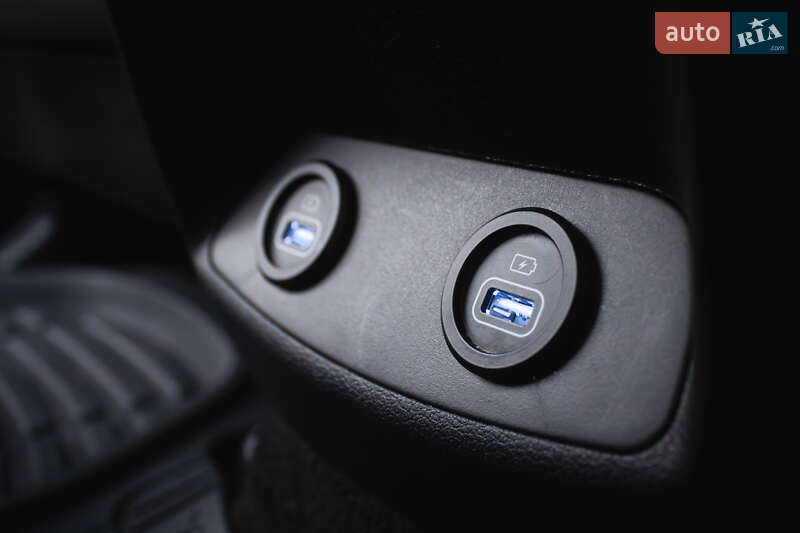 Внедорожник / Кроссовер Hyundai Santa FE 2023 в Киеве