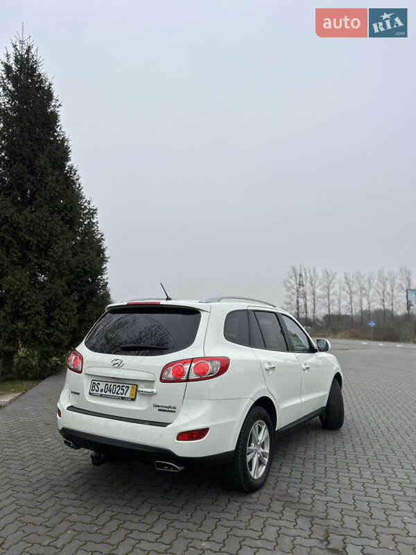 Внедорожник / Кроссовер Hyundai Santa FE 2011 в Коломые