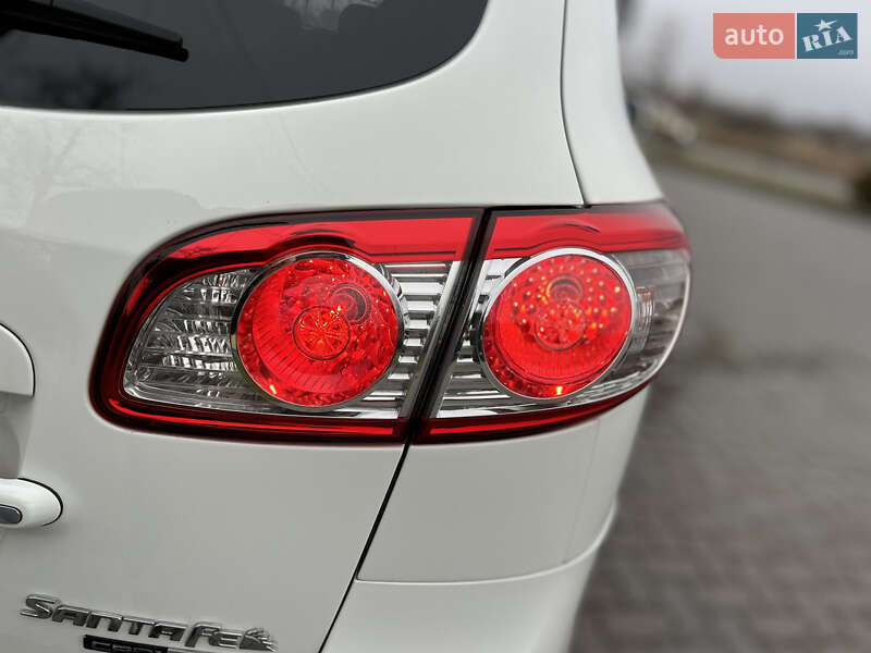 Внедорожник / Кроссовер Hyundai Santa FE 2011 в Коломые