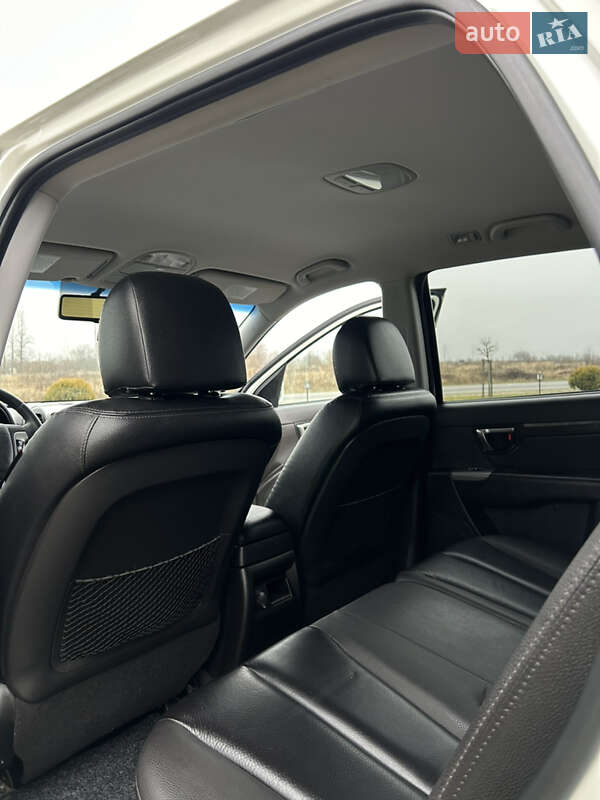 Внедорожник / Кроссовер Hyundai Santa FE 2011 в Коломые