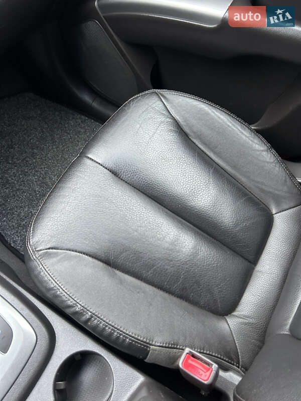 Внедорожник / Кроссовер Hyundai Santa FE 2011 в Коломые