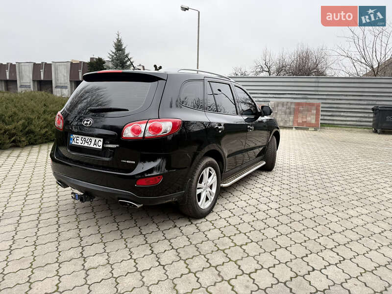 Позашляховик / Кросовер Hyundai Santa FE 2011 в Павлограді