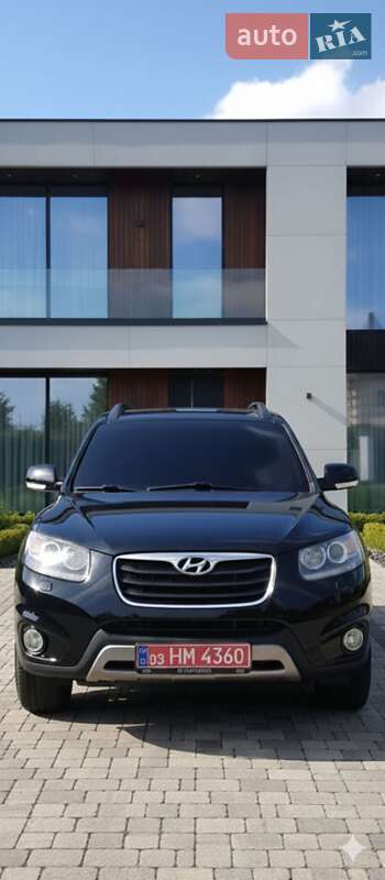 Позашляховик / Кросовер Hyundai Santa FE 2012 в Сарнах