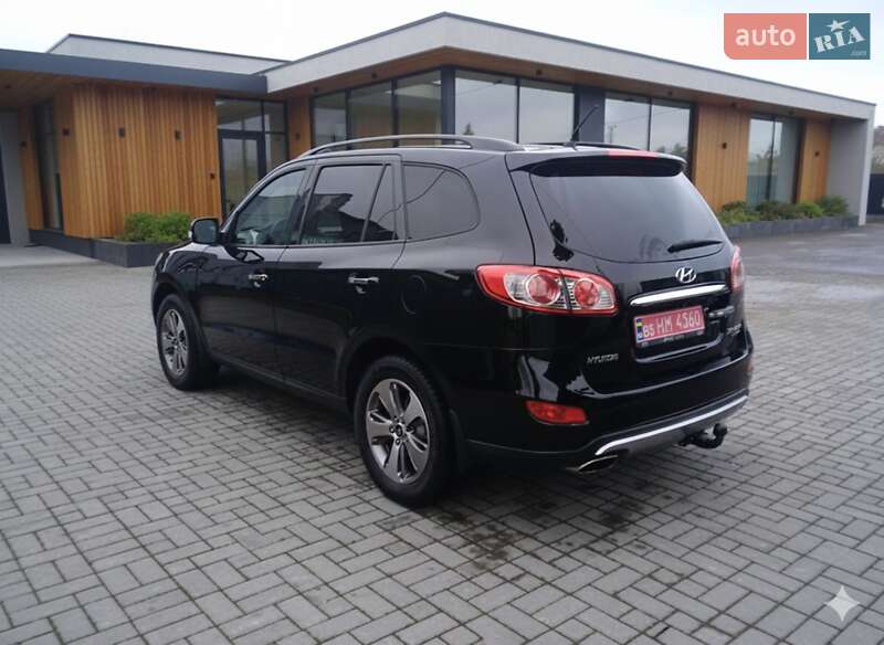 Позашляховик / Кросовер Hyundai Santa FE 2012 в Сарнах