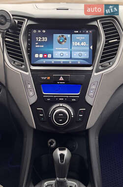 Внедорожник / Кроссовер Hyundai Santa FE 2012 в Каменском