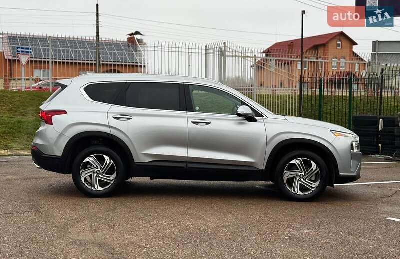 Внедорожник / Кроссовер Hyundai Santa FE 2023 в Киеве