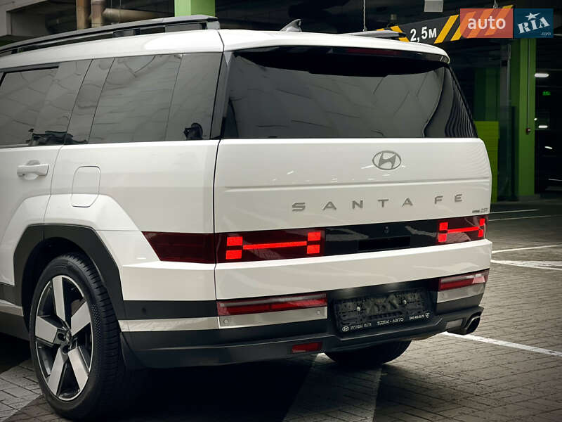 Внедорожник / Кроссовер Hyundai Santa FE 2024 в Киеве