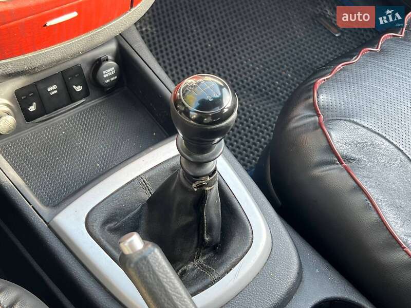 Позашляховик / Кросовер Hyundai Santa FE 2006 в Києві фото 18 Позашляховик / Кросовер Hyundai Santa FE 2006 в Києві