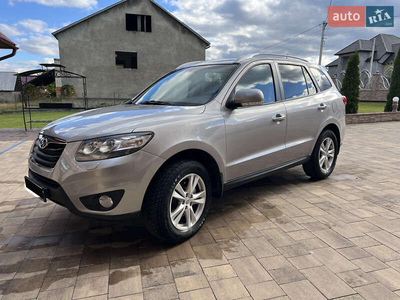 Внедорожник / Кроссовер Hyundai Santa FE 2011 в Солотвине фото 2 Внедорожник / Кроссовер Hyundai Santa FE 2011 в Солотвине