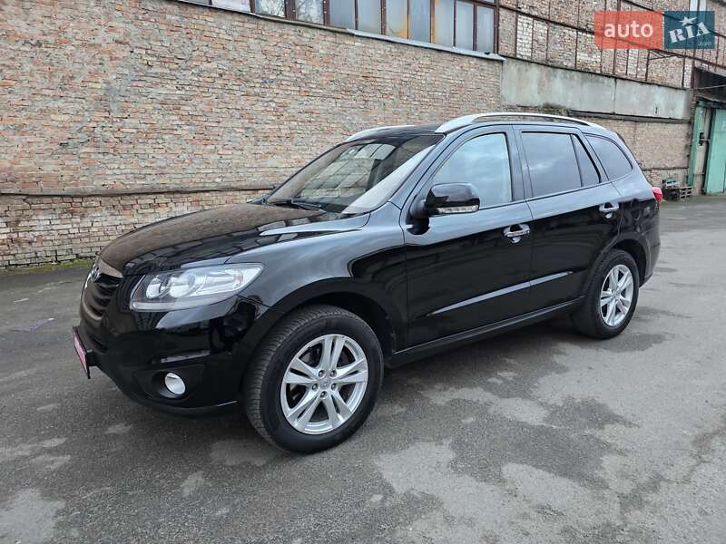 Внедорожник / Кроссовер Hyundai Santa FE 2011 в Луцке