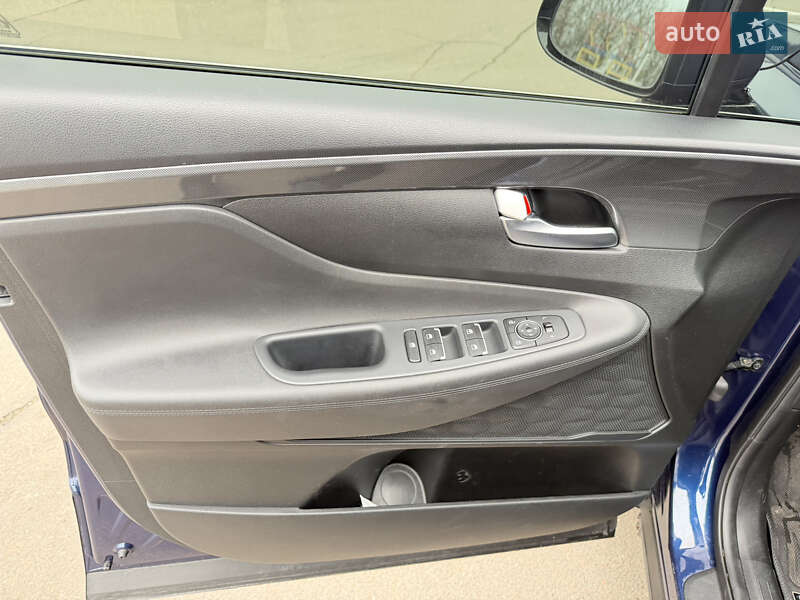 Внедорожник / Кроссовер Hyundai Santa FE 2021 в Одессе фото 32 Внедорожник / Кроссовер Hyundai Santa FE 2021 в Одессе