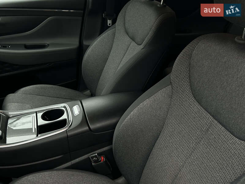 Внедорожник / Кроссовер Hyundai Santa FE 2022 в Николаеве