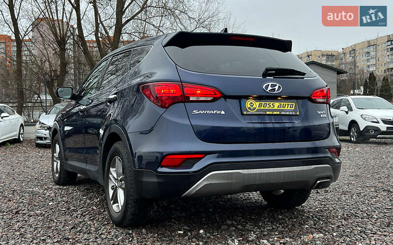 Позашляховик / Кросовер Hyundai Santa FE 2016 в Львові