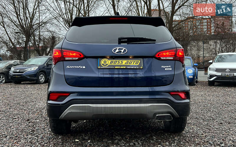 Позашляховик / Кросовер Hyundai Santa FE 2016 в Львові