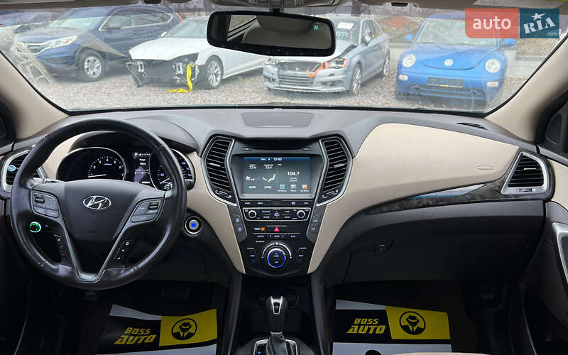 Позашляховик / Кросовер Hyundai Santa FE 2016 в Львові
