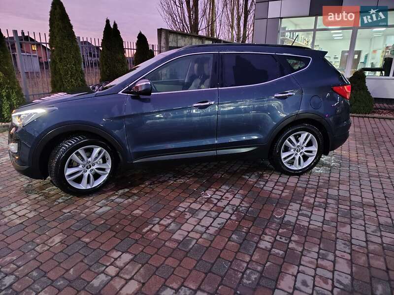 Внедорожник / Кроссовер Hyundai Santa FE 2014 в Ровно