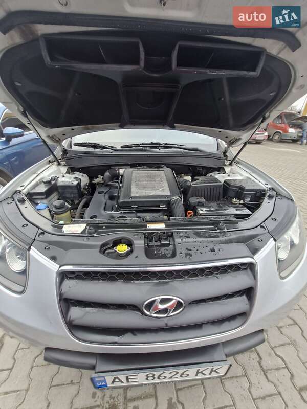 Позашляховик / Кросовер Hyundai Santa FE 2007 в Дніпрі