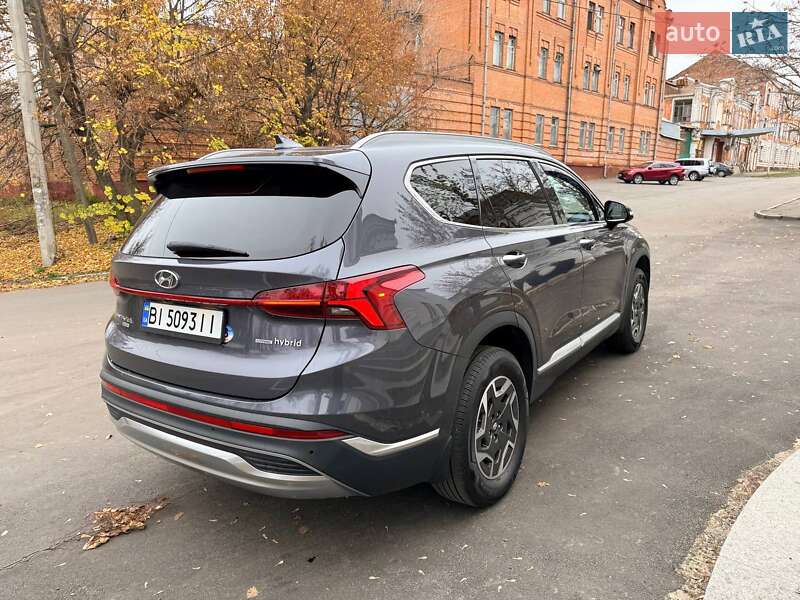 Позашляховик / Кросовер Hyundai Santa FE 2022 в Полтаві
