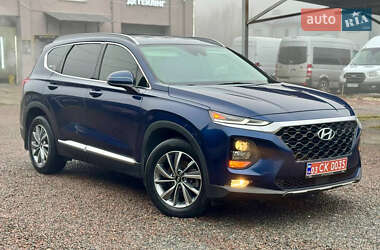 Внедорожник / Кроссовер Hyundai Santa FE 2019 в Дрогобыче
