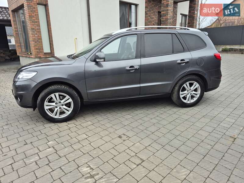 Позашляховик / Кросовер Hyundai Santa FE 2010 в Луцьку