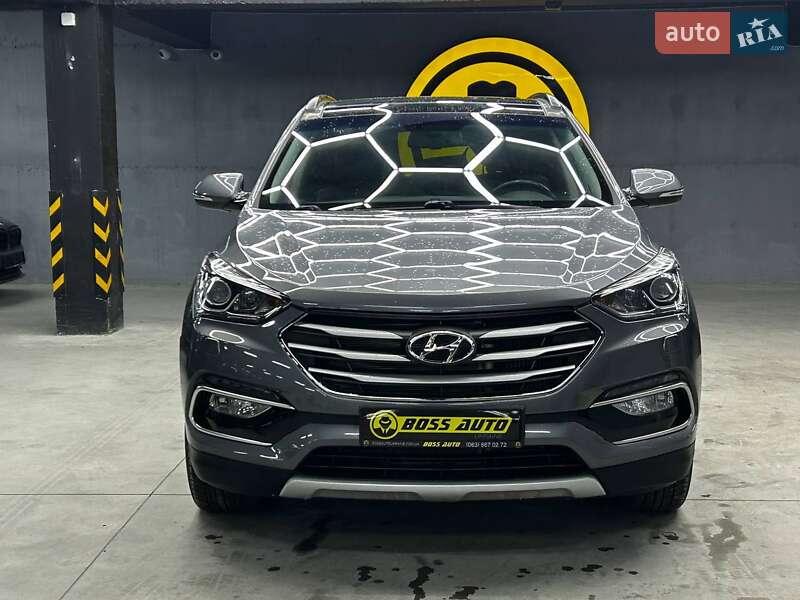 Позашляховик / Кросовер Hyundai Santa FE 2015 в Чернівцях