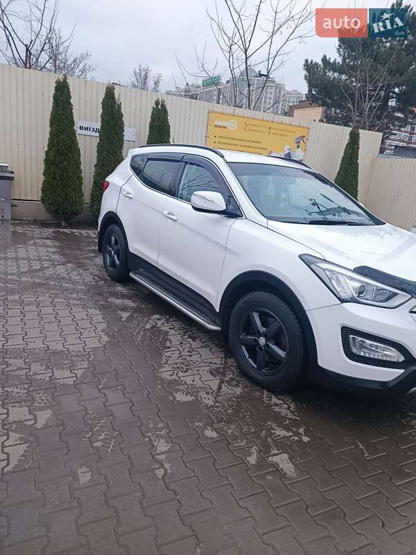 Позашляховик / Кросовер Hyundai Santa FE 2014 в Одесі