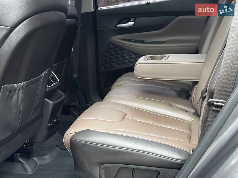 Внедорожник / Кроссовер Hyundai Santa FE 2019 в Киеве фото 27 Внедорожник / Кроссовер Hyundai Santa FE 2019 в Киеве