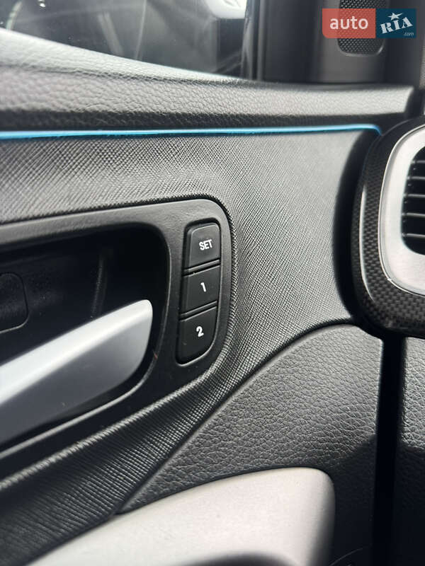 Позашляховик / Кросовер Hyundai Santa FE 2013 в Дубні