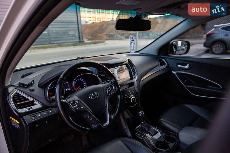 Позашляховик / Кросовер Hyundai Santa FE 2013 в Києві