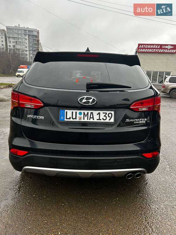 Позашляховик / Кросовер Hyundai Santa FE 2015 в Чернівцях