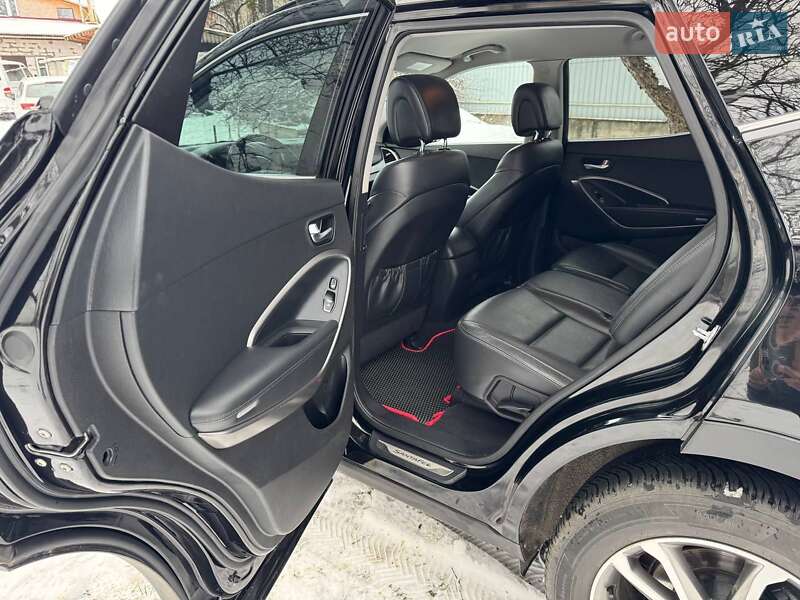 Внедорожник / Кроссовер Hyundai Santa FE 2013 в Киеве