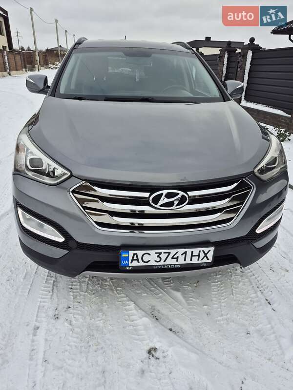 Позашляховик / Кросовер Hyundai Santa FE 2012 в Рівному