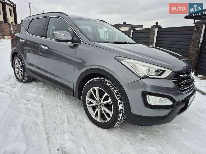 Позашляховик / Кросовер Hyundai Santa FE 2012 в Рівному
