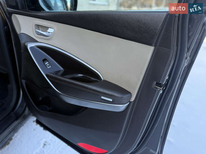 Позашляховик / Кросовер Hyundai Santa FE 2017 в Коломиї