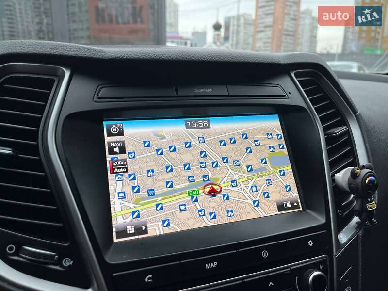 Внедорожник / Кроссовер Hyundai Santa FE 2017 в Киеве