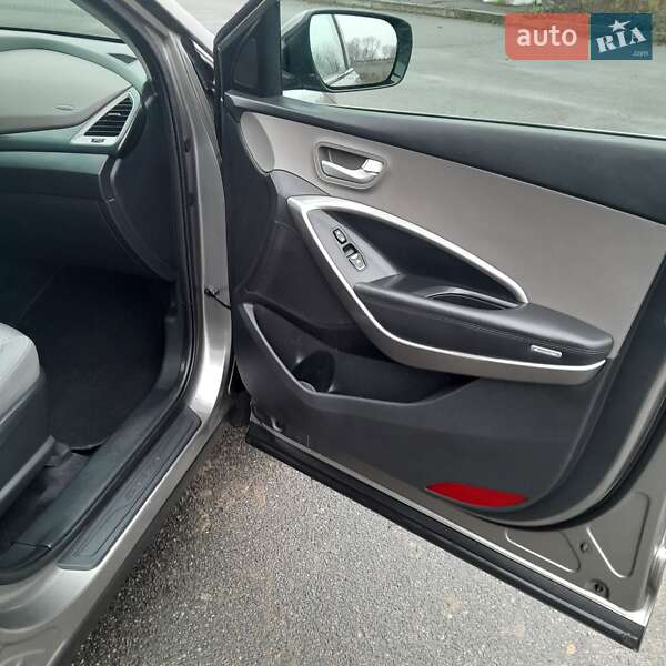 Позашляховик / Кросовер Hyundai Santa FE 2015 в Бердичеві фото 12 Позашляховик / Кросовер Hyundai Santa FE 2015 в Бердичеві