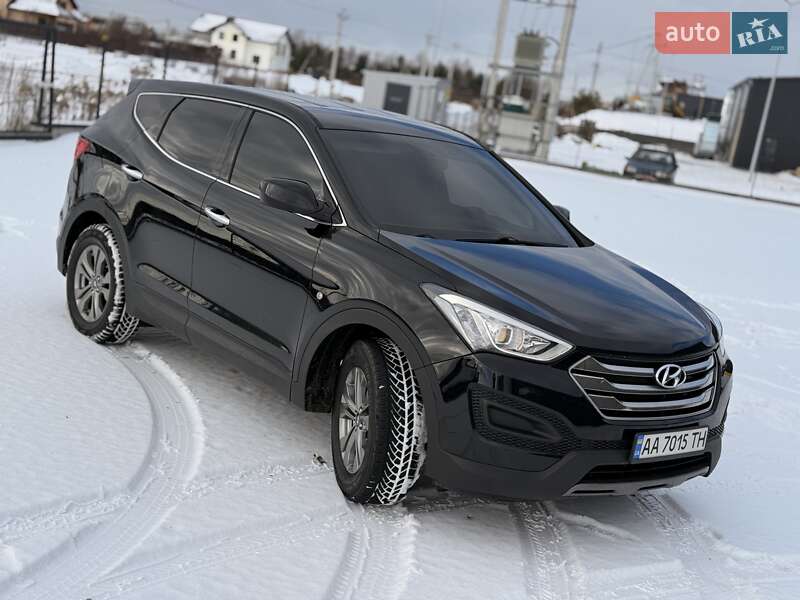 Позашляховик / Кросовер Hyundai Santa FE 2015 в Львові