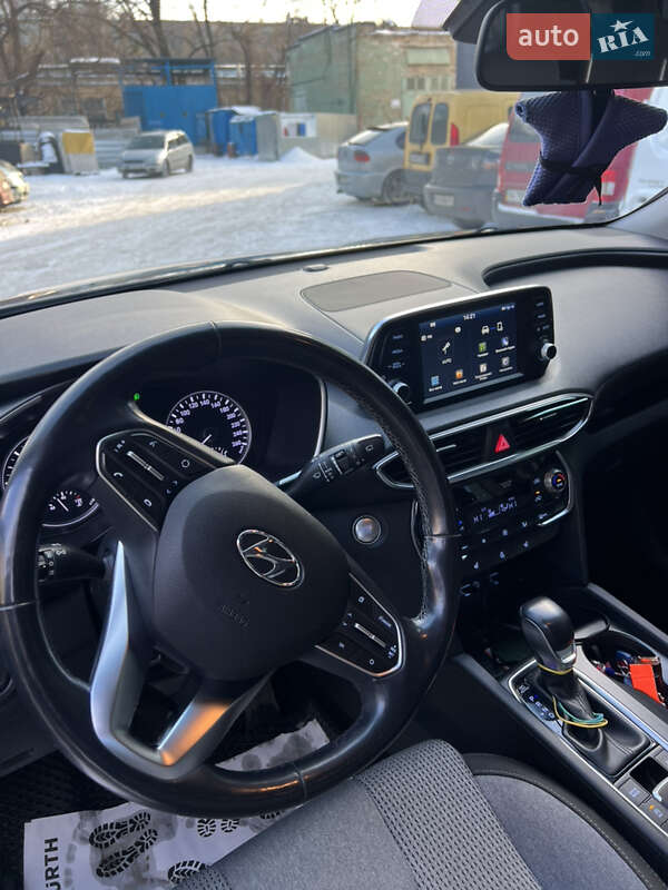 Внедорожник / Кроссовер Hyundai Santa FE 2018 в Киеве фото 10 Внедорожник / Кроссовер Hyundai Santa FE 2018 в Киеве